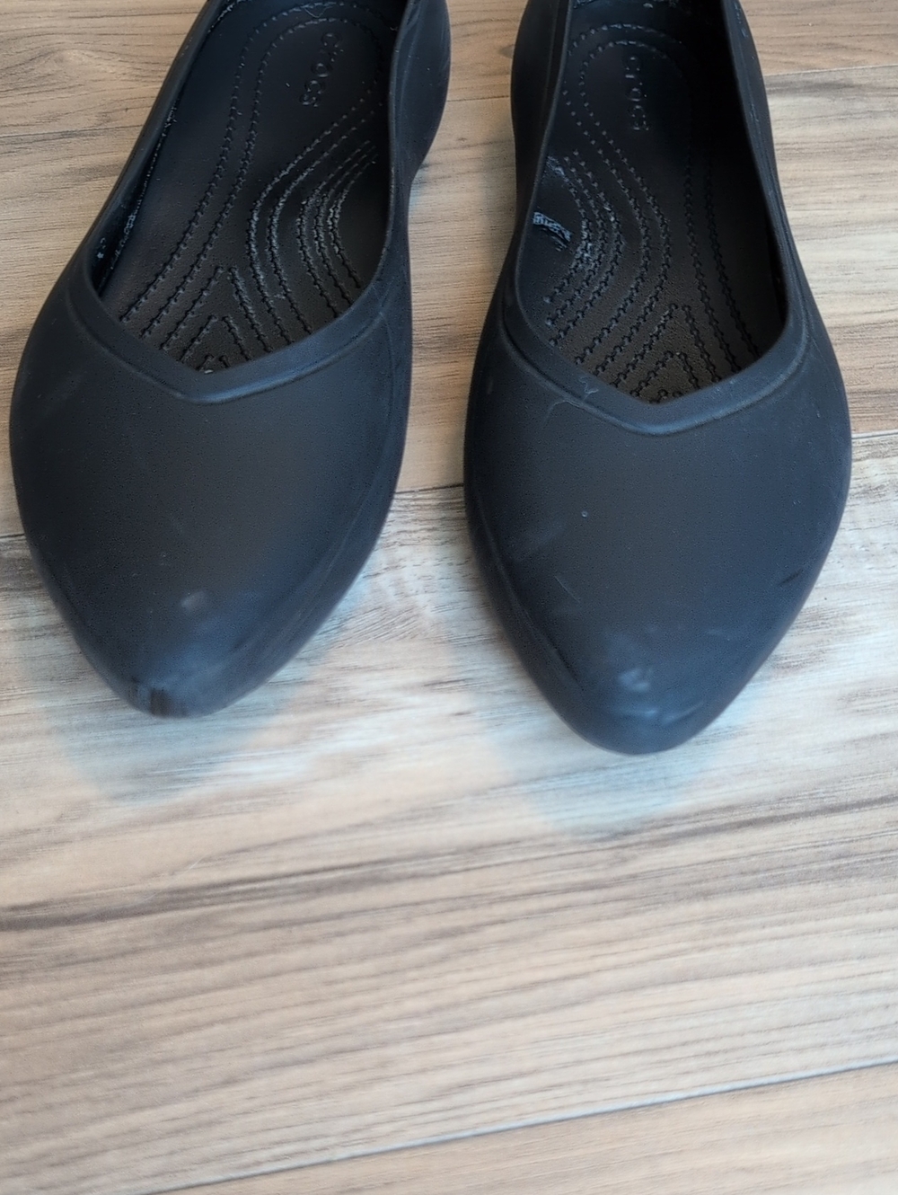 Crocs Flats - Picture 5 of 6